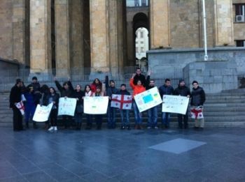 სტუდენტების აქცია უკრაინის მხარდასაჭერად