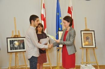                                          „არა ნარკოტიკს, ერთად შევცვალოთ დამოკიდებულება!“ 