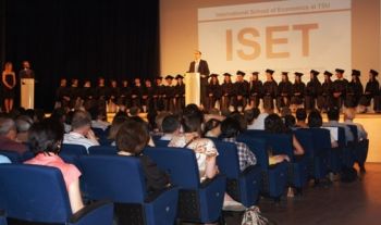 ISET-ის კურსდამთავრებულების გამოსაშვები ცერემონია