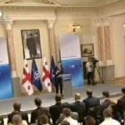 ნატოს გენერალური მდივანი ქართველ სტუდენტებს შეხვდა