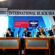 ტურიზმის სამიტი შავი ზღვის საერთაშორისო უნივერსიტეტში