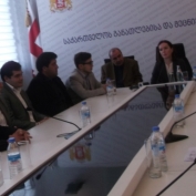 განათლების მინისტრი სტატუსშეჩერებული სტუდენტების ბედზე