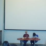    ეროვნულ ბიბლიოთეკაში პიტერ ბრუკის ფილმის ჩვენება გაიმართა 