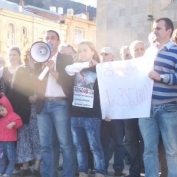       ხუდონჰესის საწინააღმდეგო აქცია სახელმწიფო კანცელარიასთან